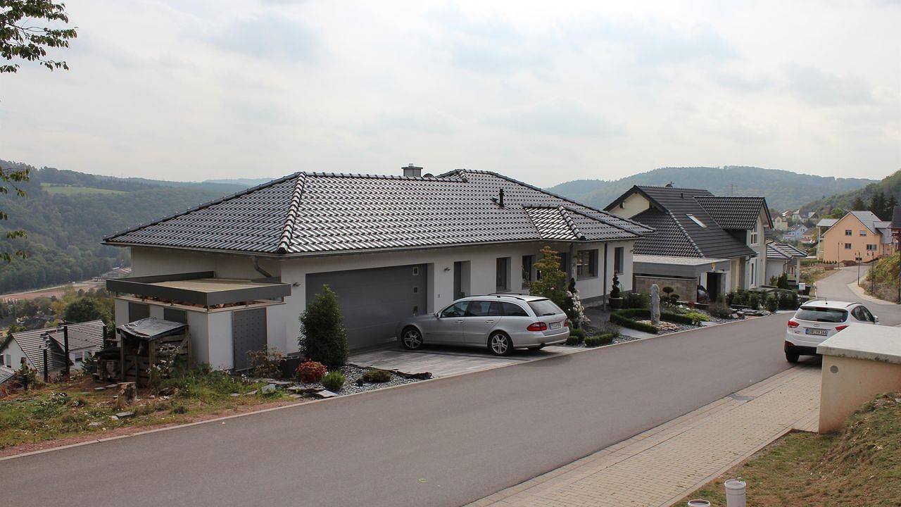 Geheel vakantieappartement, Vakantieappartement voor 2 personen met terras in Saarburg, Mosel-Saar