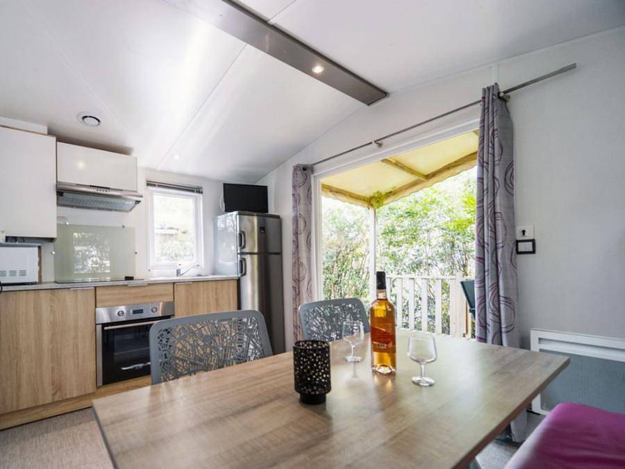 Camping Paradis Au port de l'houmeau. - Mobilhome 2 personnes - Mobil'home 1 Chambre 2 Personnes in L'Houmeau, Région de La Rochelle