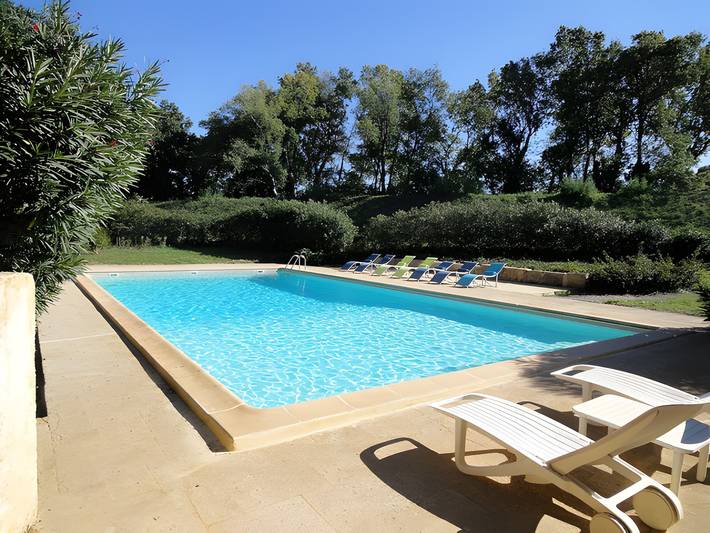 Casa Vacanze 'Gauguin' con Piscina in Comune, Wi-Fi e Aria Condizionata in Fourques, Costa mediterranea (Francia)