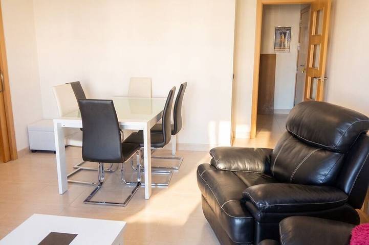 Ganze Wohnung, Homerez - Wohnung in Almería mit Pool in Retamar, Almería