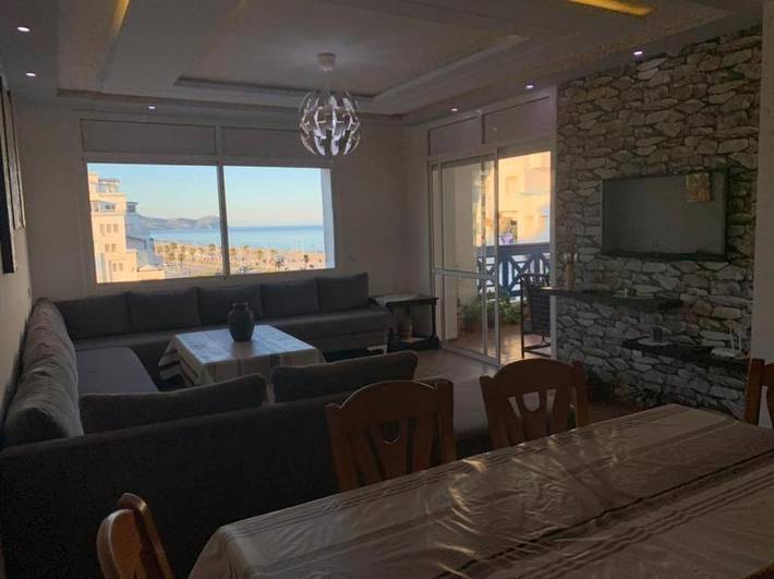 Gîte pour 5 personnes, avec jardin ainsi que terrasse et vue dans Martil