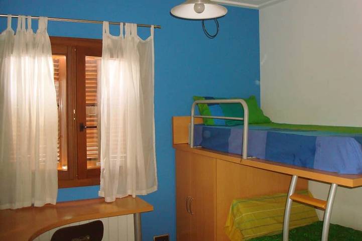 Villa mit Privatpool, Terrassen, 50 m zum Meer, 50 m zum Naturschutzgebiet in Playa de Muro, Muro
