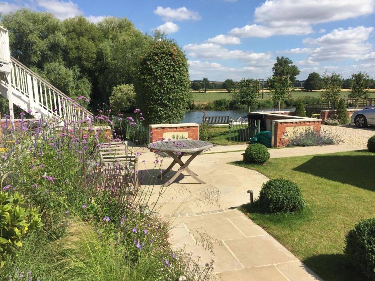 Superior Double or Twin Room in Wallingford, North Wessex Downs