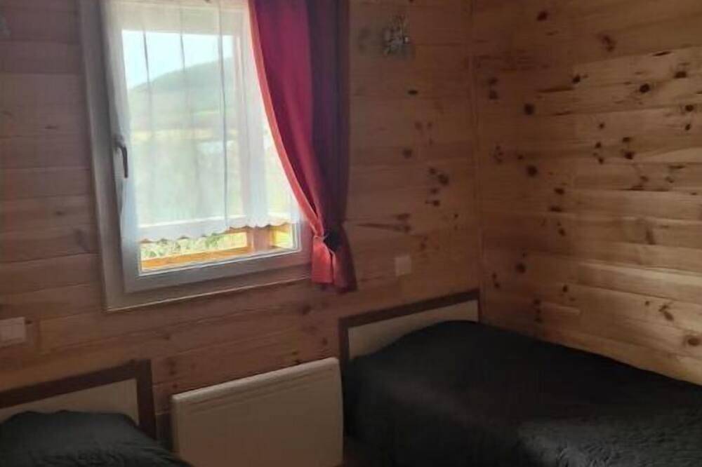 Chalet au cœur du parc du Morvan (Moux-en-Morvan) in Moux-en-Morvan, Parc naturel régional du Morvan