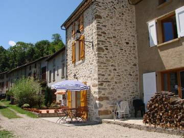 Gîte pour 7 personnes, avec terrasse à Montségur