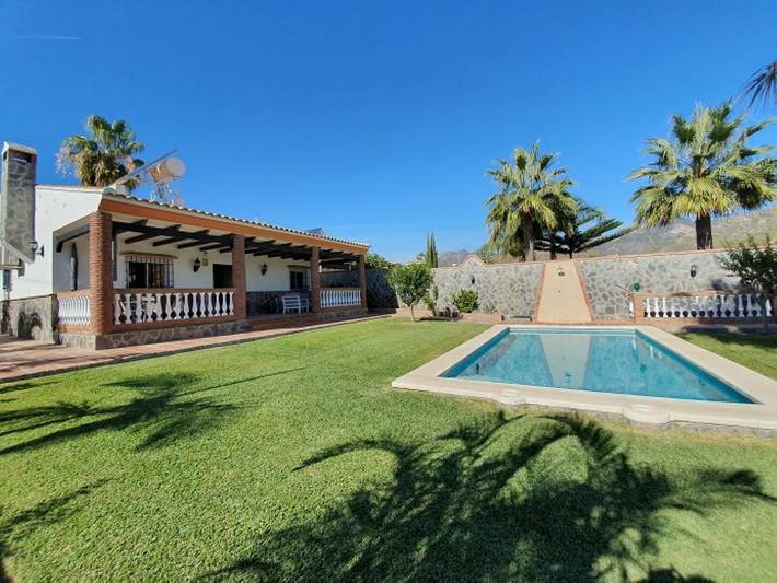 Chalet para 6 personas, con balcón y jardín en Frigiliana