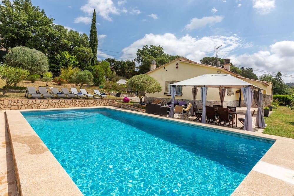 Casa vacanza a Vidreres a partire da 394€ a notte