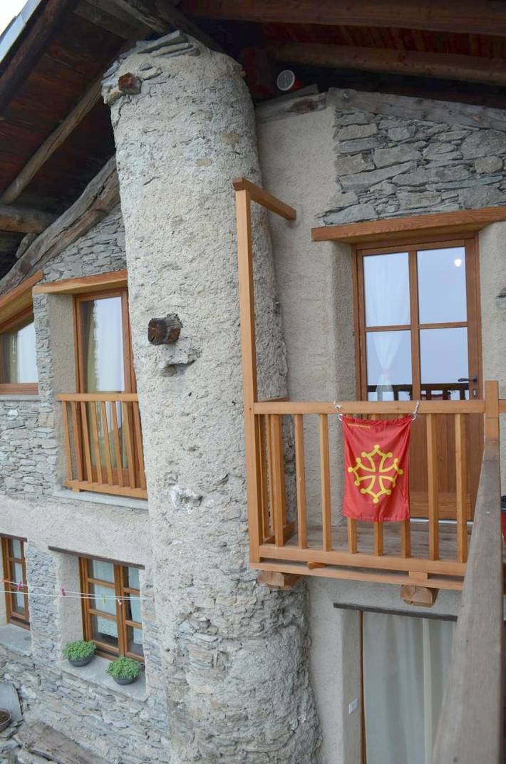 Location de vacances pour 2 personnes, avec vue et jardin à Stroppo - 4