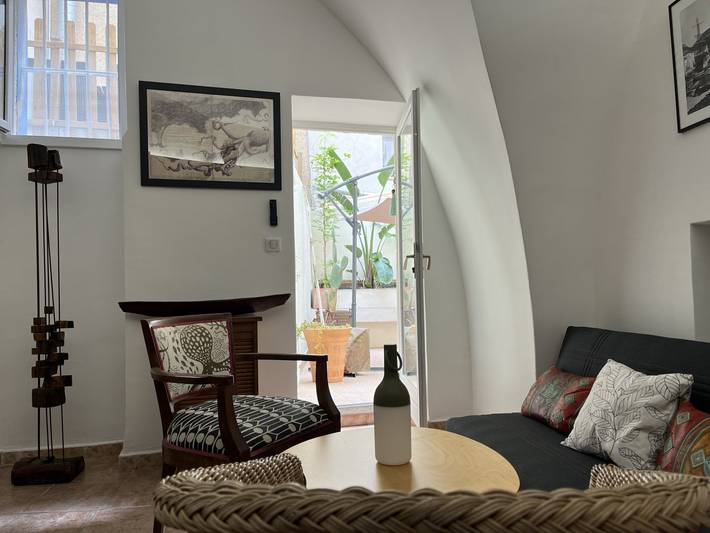 Gîte pour 4 personnes, avec terrasse dans Plage Des Capucins La Ciotat