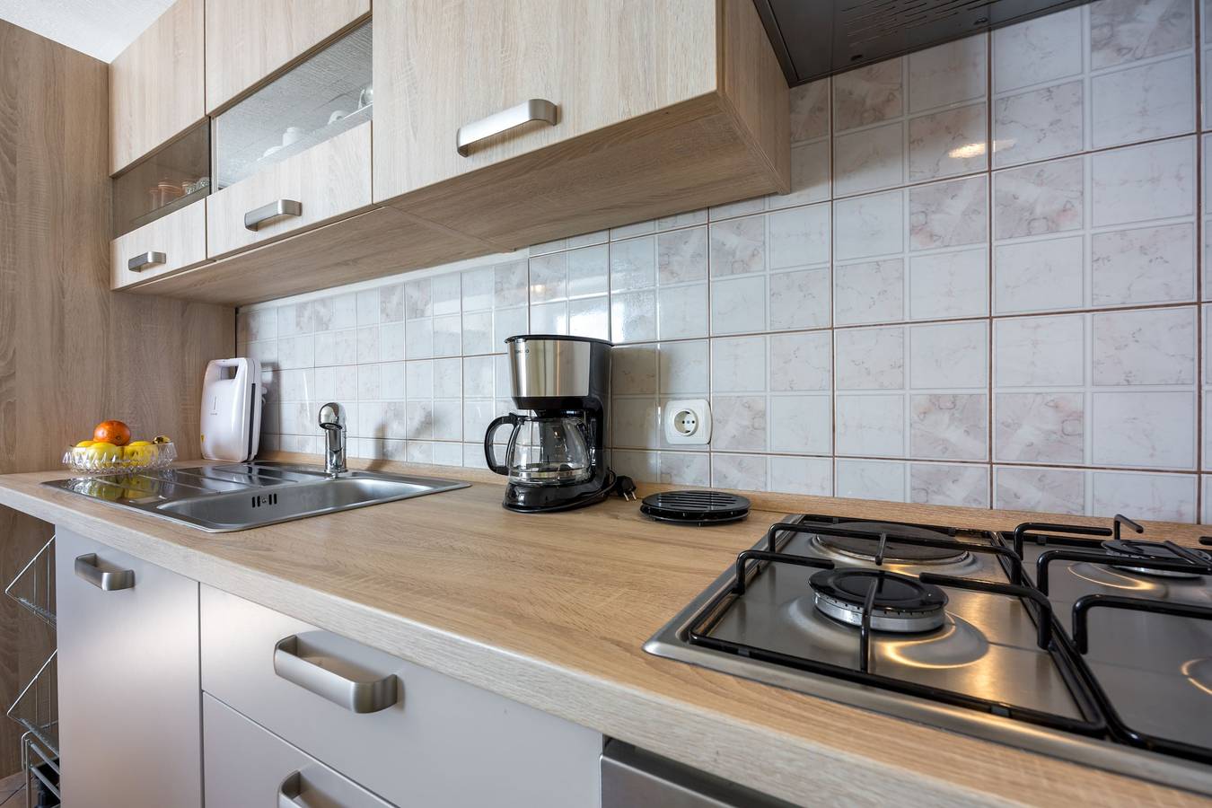 Apartamento inteiro, Rural Apt Lea for 2 /w Terrace in Koper, Istria Eslovena