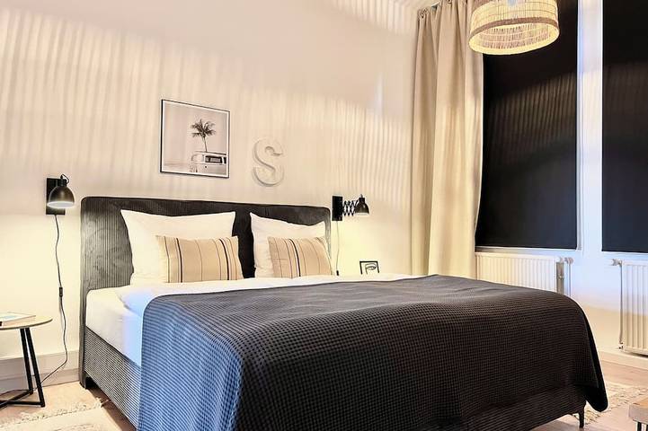 Entire apartment, Makers + Rooms Apartments Large modern vacation apartment in the city center of Detmold in Detmold, Kreis Lippe