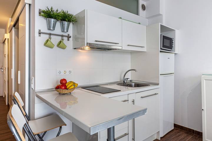 Apartamento entero, Casa de vacaciones "En la Playa 105" con vistas al mar, terraza y Wi-Fi in Las Palmas de Gran Canaria Centre, Las Palmas de Gran Canaria