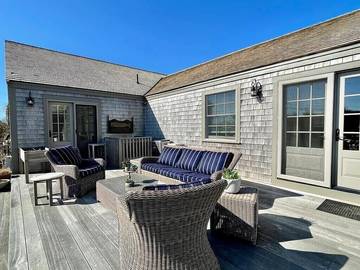 Vacation House for 11 Guests in Nantucket Island, Massachusetts, Picture 3