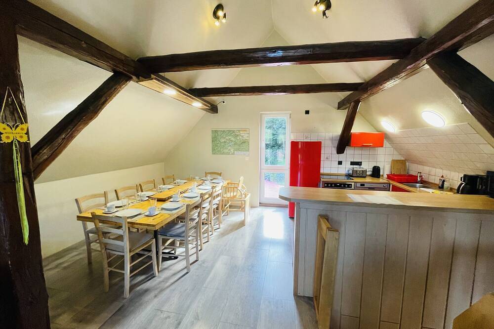 Gemütliches Ferienhaus für große Gruppen direkt am Wald und in der nähe vom Bach in Rübeland, Harzvorland