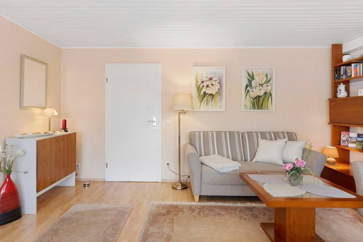 Hel lejlighed, Apartment "Vogelsang" with Terrace, Garden, and Wi-Fi in Niedereschach, Central Black Forest