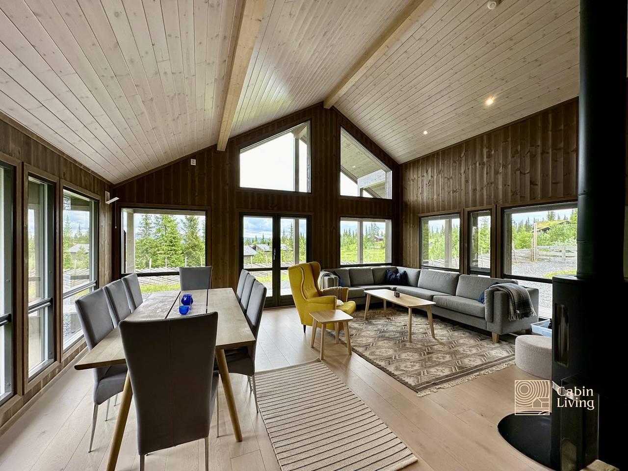 Modern cabin Skeikampen with ski-in/out cross country trails & great view in Skeikampen, Gausdal