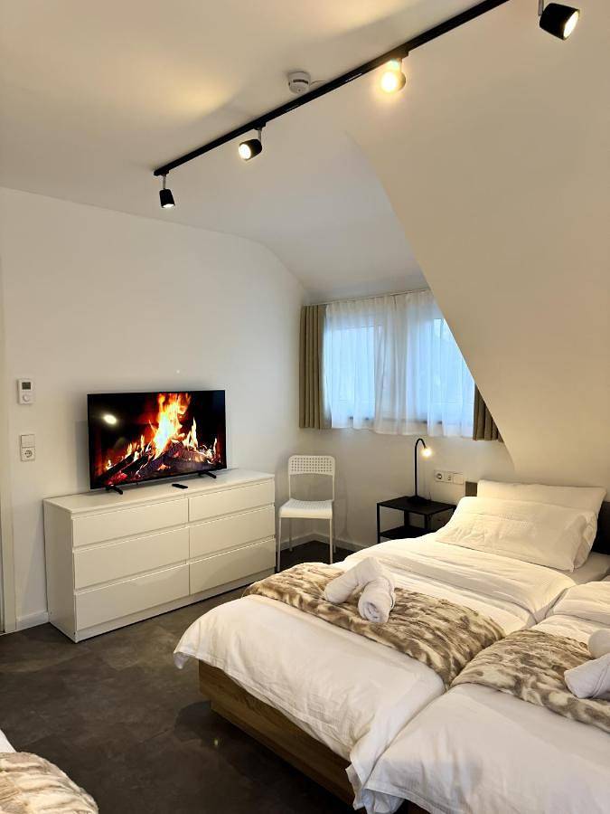 Ferienhaus für 8 Personen, mit Terrasse und Garten sowie Ausblick in Böblingen - 4