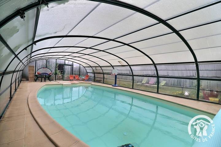 Gîte pour 6 personnes, avec jardin ainsi que piscine et terrasse en Ille-et-Vilaine - 3