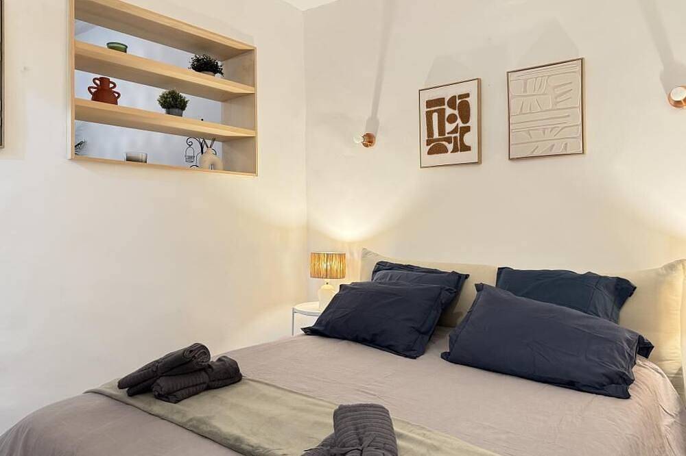 Entire apartment, Cosy & peaceful loft - Extra center - 300 meters from Cours Mirabeau in Aix-en-Provence, Aix-en-Provence region