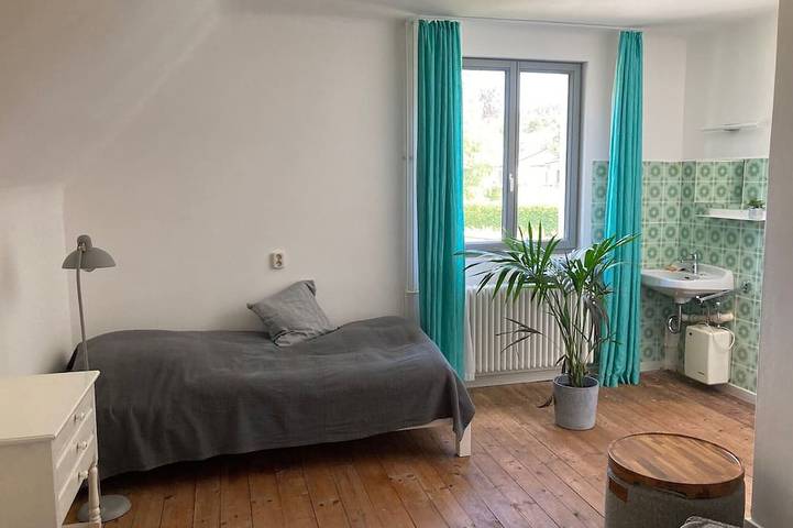 Ferienhaus für 10 Personen, mit Garten und Sauna in der Eifel - 2