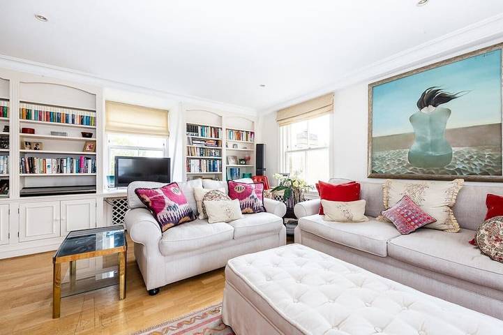 Vacation rental for 5 people, with balcony and hot tub in Kensington and Chelsea