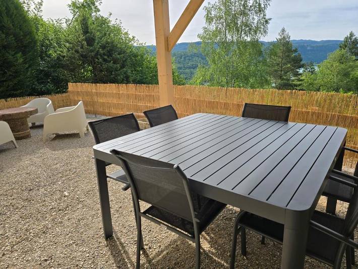 Gîte pour 6 personnes, avec vue et terrasse dans Lac de Vouglans - 4