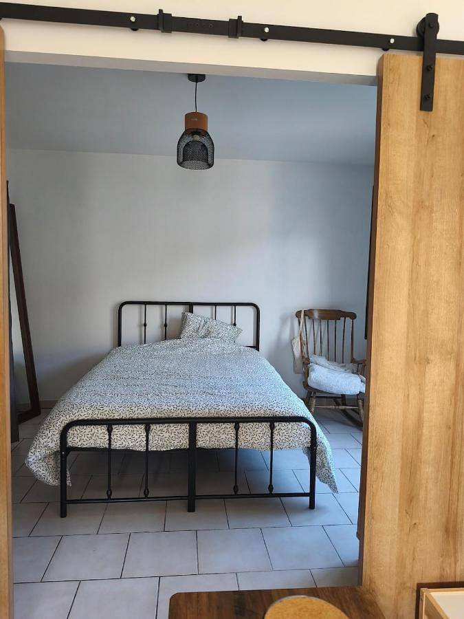 Gîte pour 5 personnes, avec Terrasse à Écommoy - 3