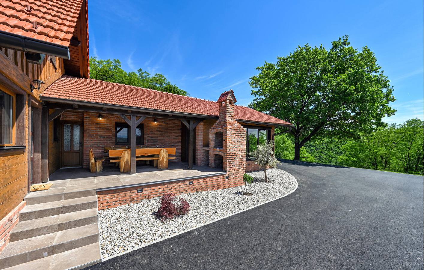 Gemütliche 128 m² große Wohnung mit Pool, WLAN und Parkplatz in Krapina-Zagorje