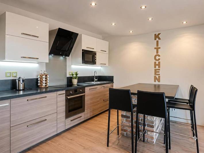 Gîte pour 4 personnes, avec Terrasse ainsi que Jardin et Vue dans Office De Tourisme Challes Les Eaux - 3
