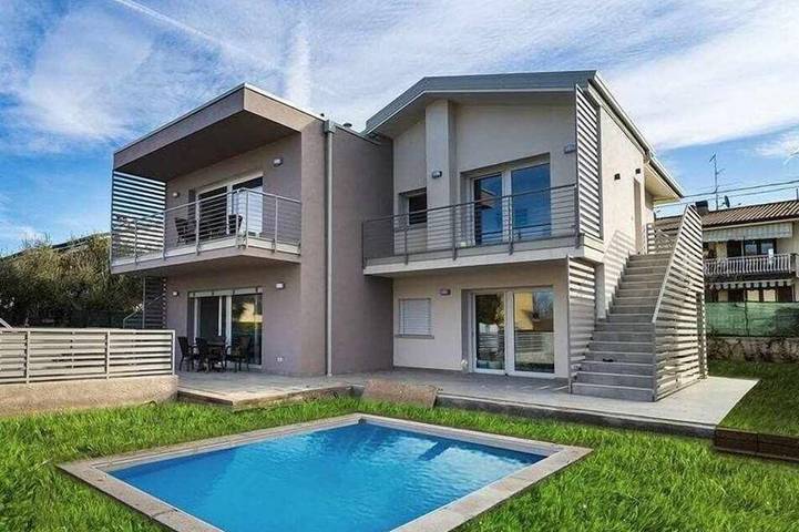 Appartamento vacanze per 6 persone, con balcone e giardino nonché piscina, con animali domestici - 1