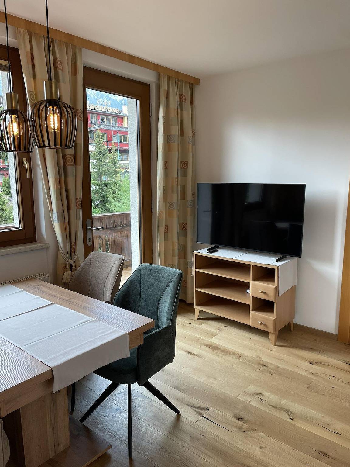 Ganze Ferienwohnung, Familien Appartement Small in Maurach, Eben am Achensee