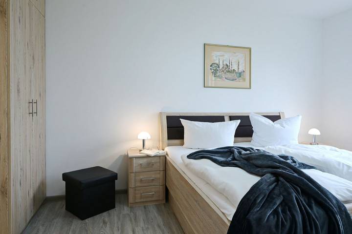 Ferienwohnung für 4 Personen, mit Terrasse und Ausblick in Neddesitz, Sagard