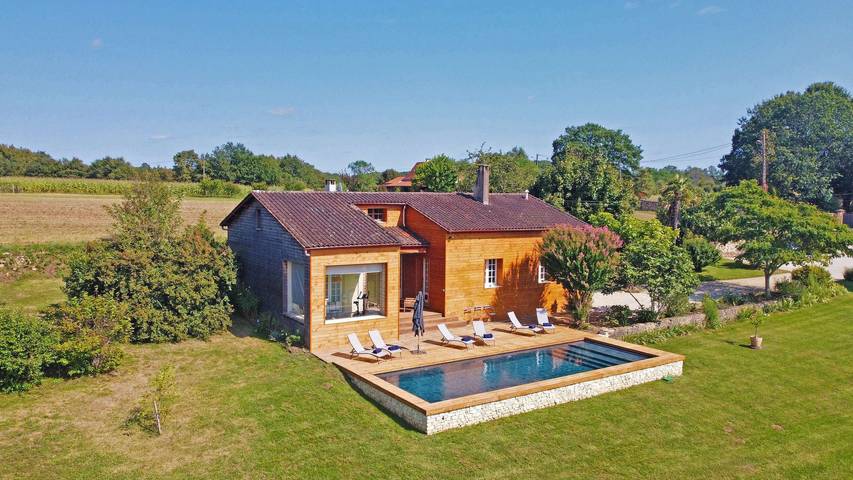 Gîte pour 6 personnes, avec piscine à Calès