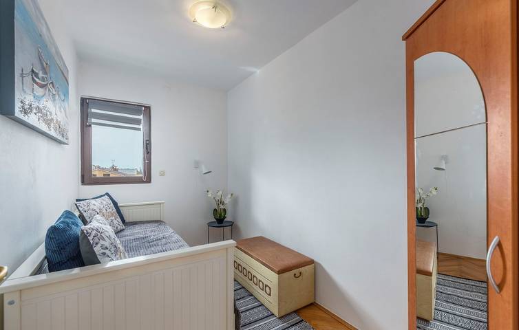 Ferienwohnung für 4 Personen, mit Balkon/Terrasse in Poreč - 3