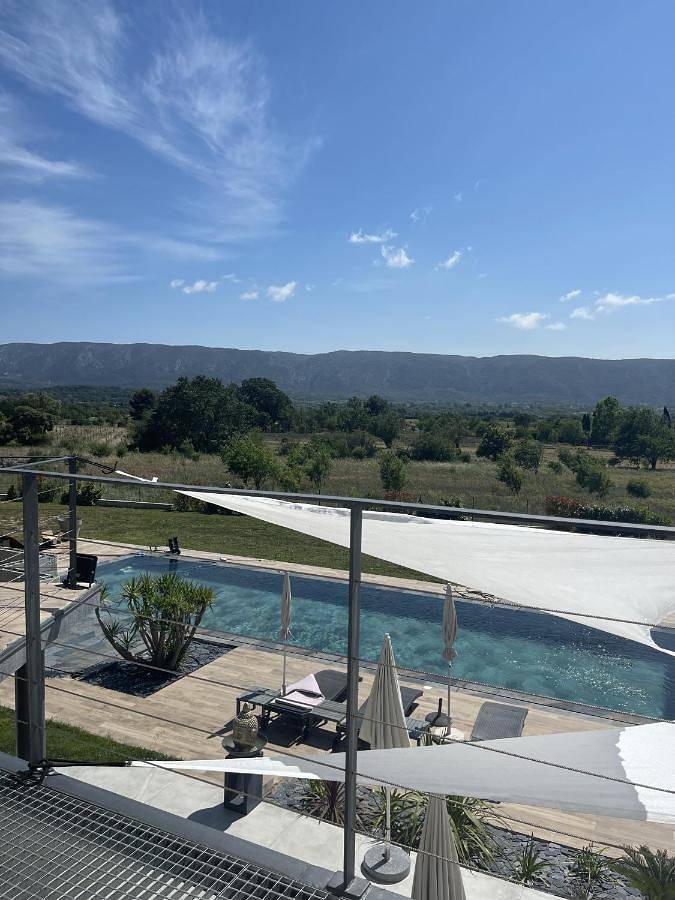 Les pins du Luberon in Cabrières-d'Avignon, Parc naturel régional du Luberon