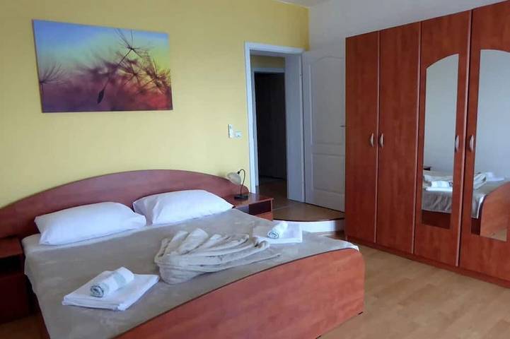 Ganze Wohnung, 4****Apartman \"Ana\" Nr.1 - Strand/Bucht, fantastische Aussicht auf Meer & Inseln in Senj, Kvarner Festland