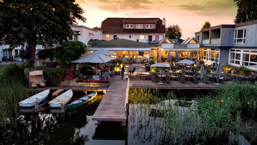 Hotel für 3 Personen, mit Terrasse und Garten sowie Sauna in Ratzeburg