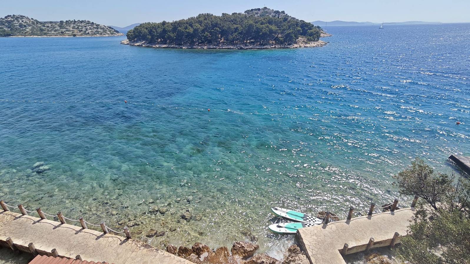 Entire apartment, Ferienwohnung in Tribunj mit Meerblick, Balkon, Klimaanlage, W-Lan (5081-1) in Tribunj, Šibenik-Knin