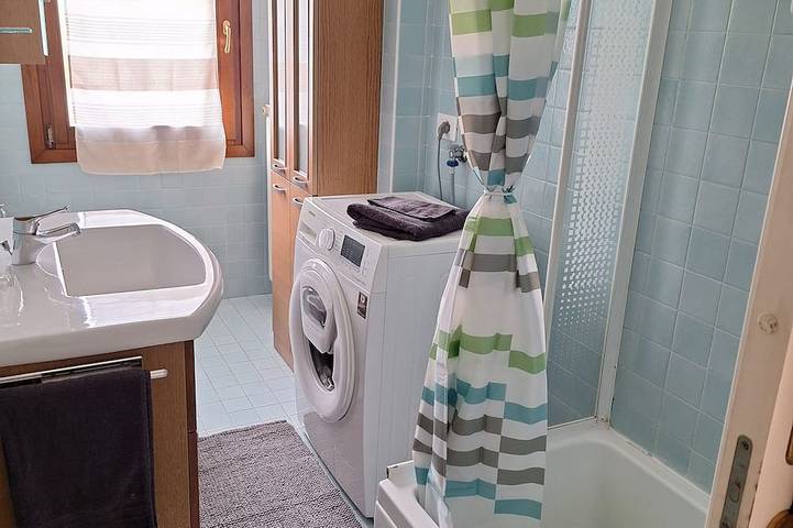 Apartamento entero, Charming 1-bedroom apartment with Ac, Wifi in delightful Mirano in Mirano, Provincia de Venezia