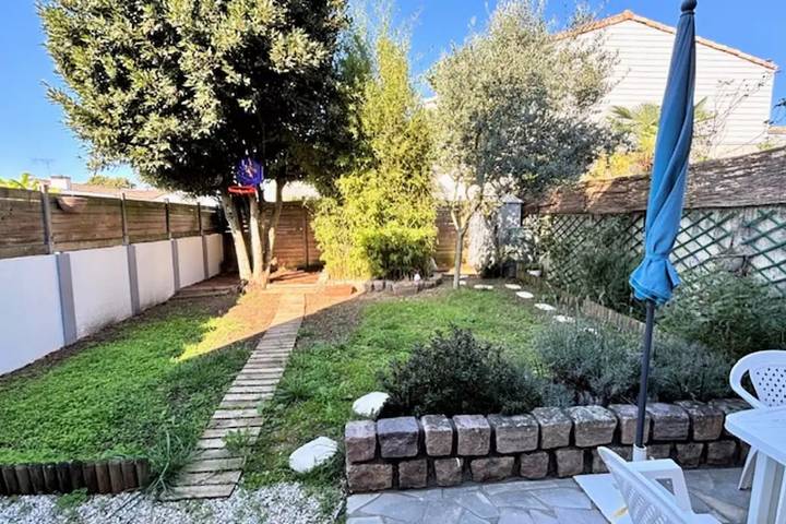 Villa pour 6 personnes, avec jardin