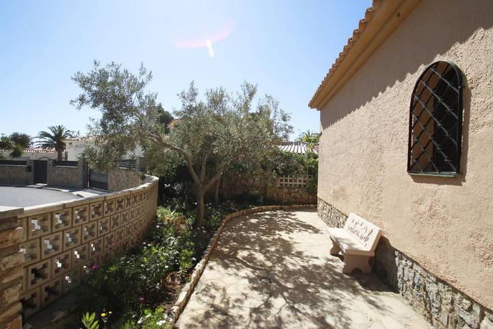 Villa pour 7 personnes, avec vue et jardin à Miami Platja - 4