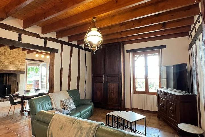 Gîte pour 6 personnes, avec jardin à Virazeil - 2