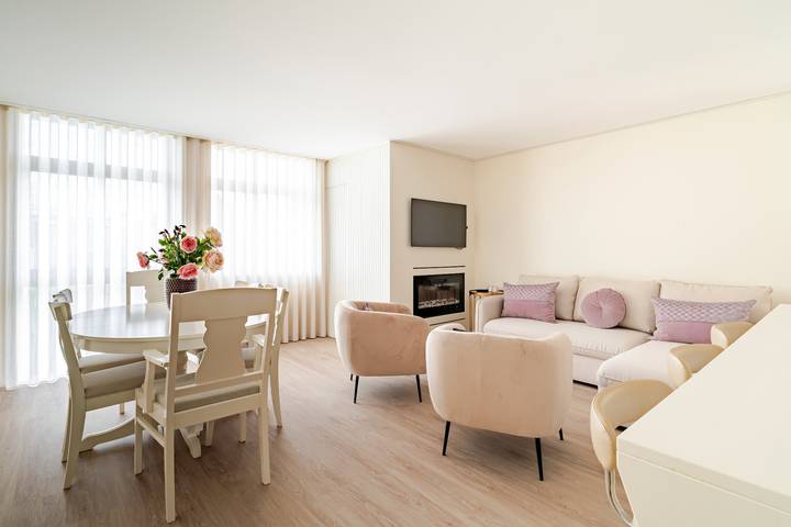 Gîte pour 6 personnes, avec jardin dans Darque