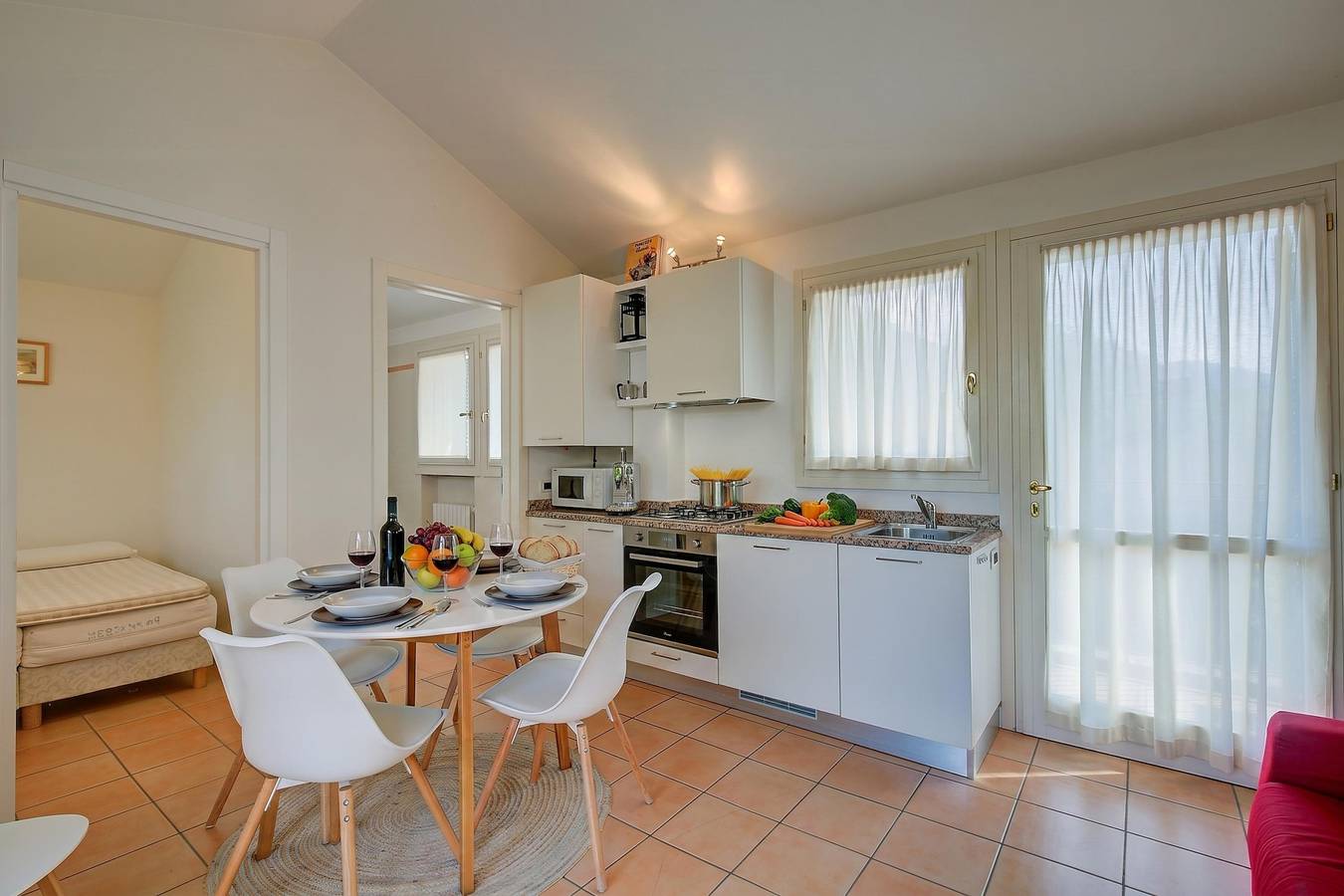 Ganze Wohnung, Ferienwohnung für 4 Personen mit Terrasse in Porlezza, Gemeinde Porlezza