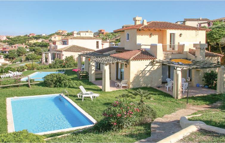 Ferienhaus für 10 Personen, mit Garten und Pool