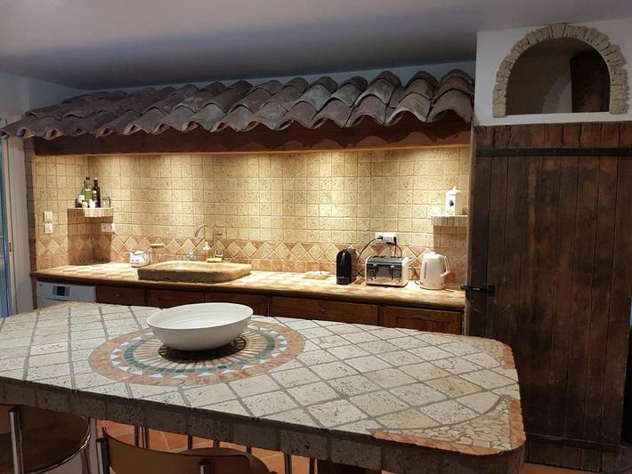 Location de vacances pour 9 personnes, avec jardin et piscine, animaux acceptés à La Verdière - 4