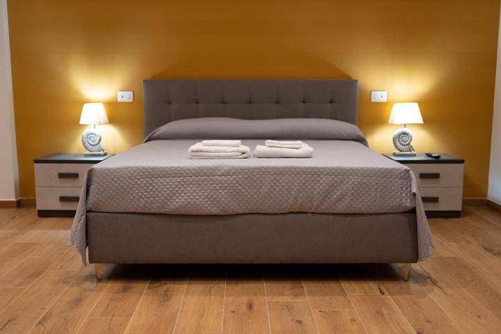 BnB für 2 Personen, mit Balkon in Bari