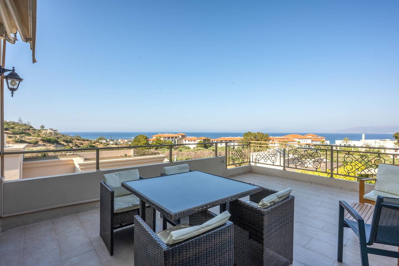 Villabayviewcrete – Luxe villa met adembenemend uitzicht bij Hersonissos in Limenas Chersonisou, Iraklio-Heraklion en omgeving