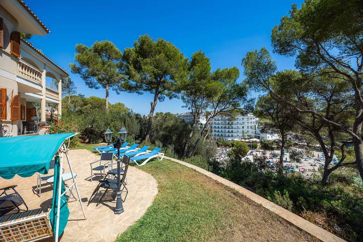 Location de vacances pour 10 personnes, avec jardin à Cala Santanyí - 2