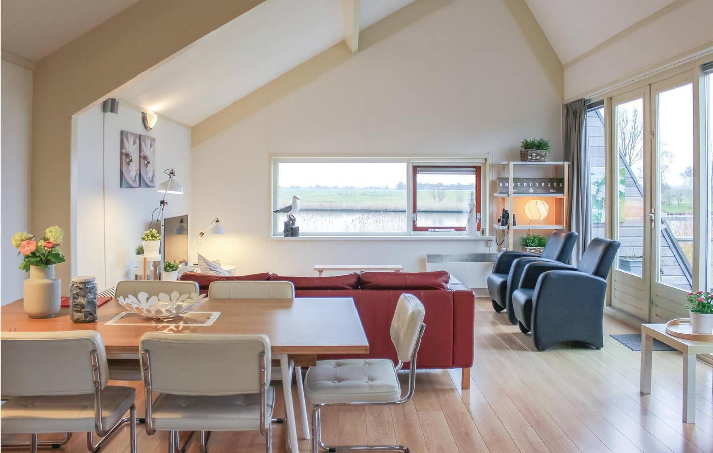 Ferienhaus für 6 Personen mit Seeblick in Nationalpark De Alde Feanen